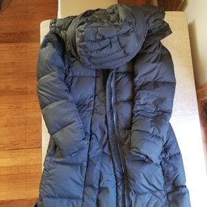XS down filled black long puffer coat
